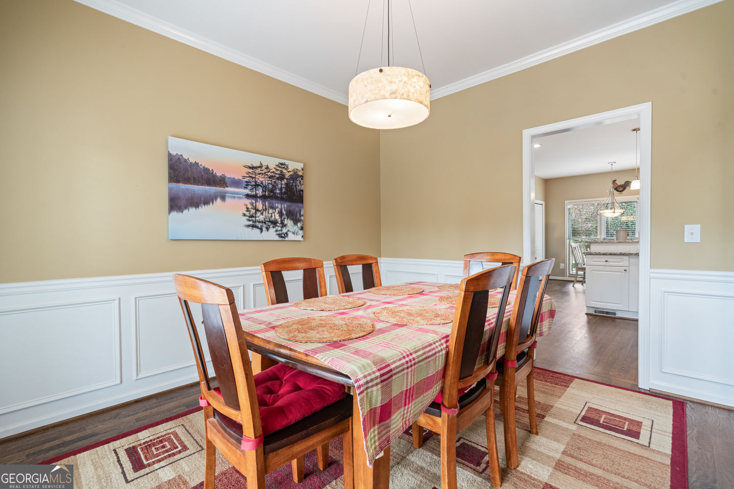 Roswell, Georgia 30075, United States, 5 Bedrooms Bedrooms, ,4 BathroomsBathrooms,Residential,Pending,115490