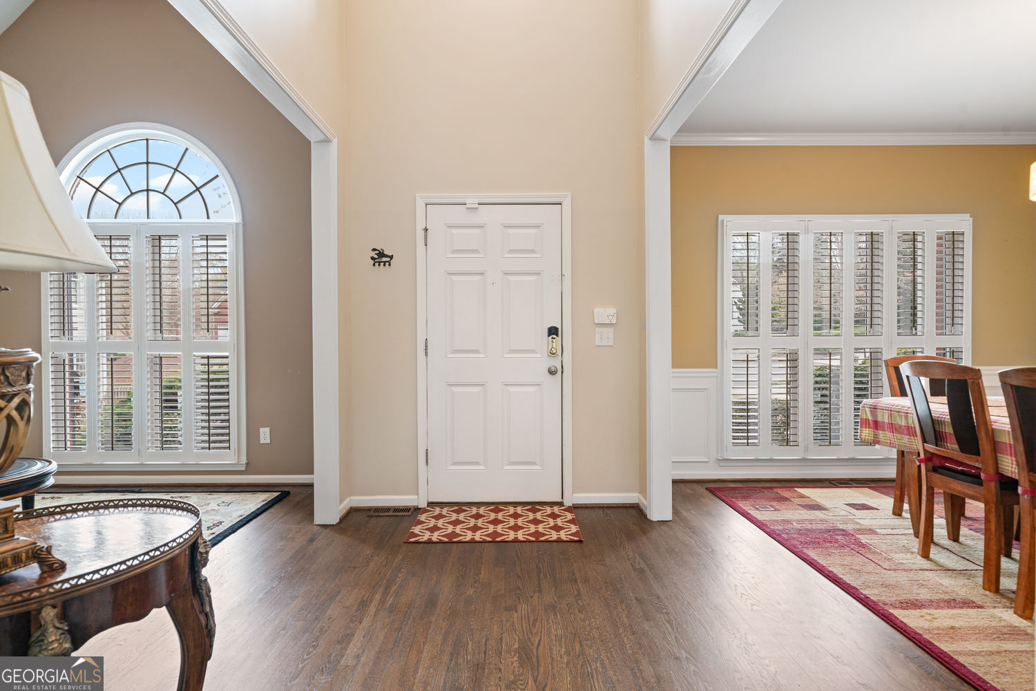 Roswell, Georgia 30075, United States, 5 Bedrooms Bedrooms, ,4 BathroomsBathrooms,Residential,Pending,115490