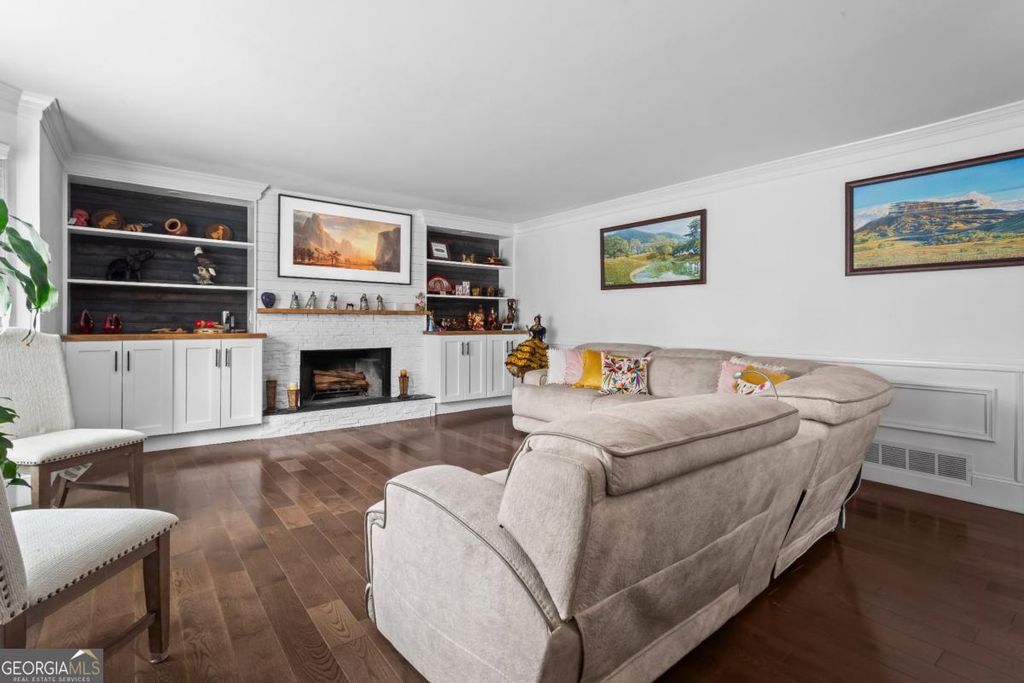 Photo of 2320 Brownstone Court, Marietta, GA 30062 (MLS # 10708542)