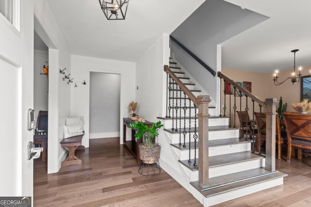 Photo of 2320 Brownstone Court, Marietta, GA 30062 (MLS # 10708542)