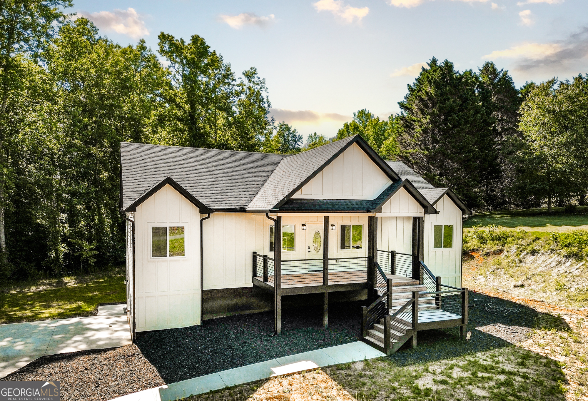 173 Frontier RD