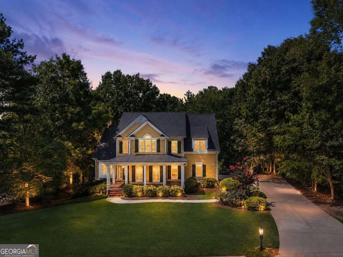 6105 Providence Lake Drive