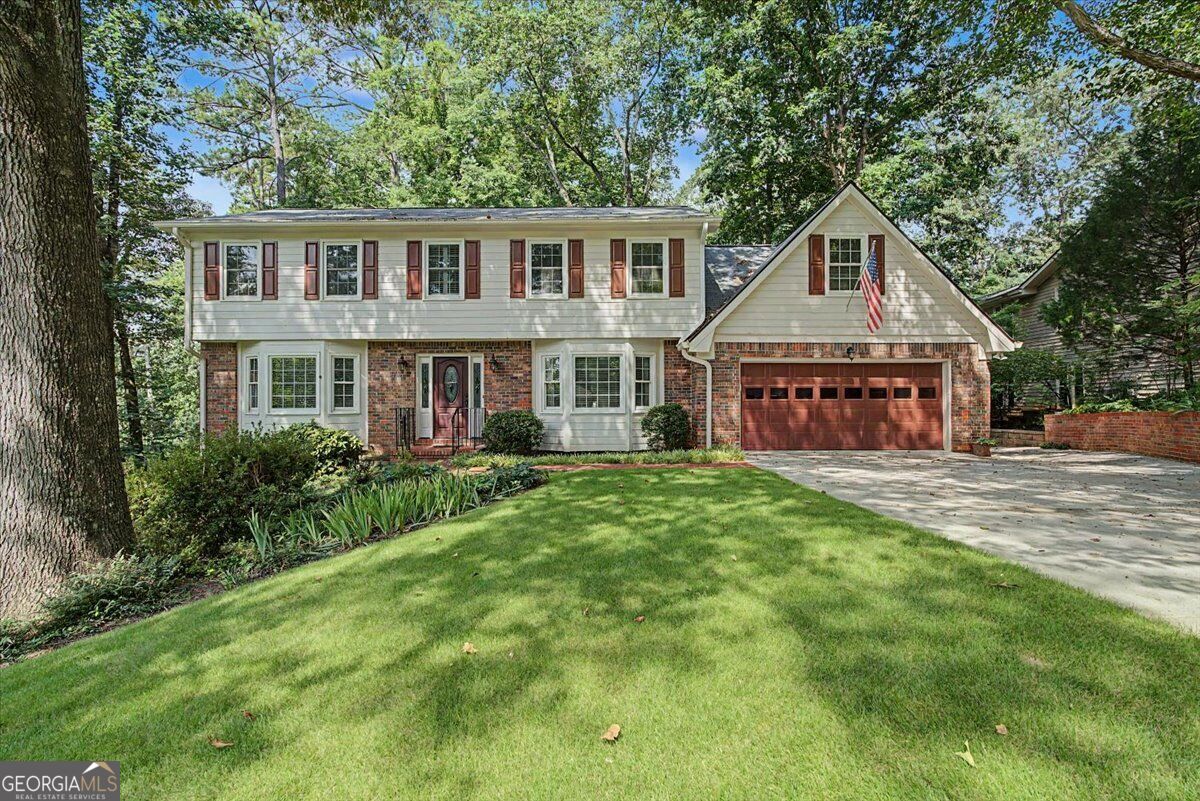 1663 Huntingford DR
