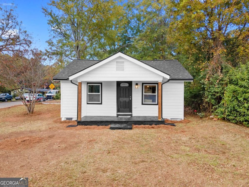 Photo of 118 Perry Street, Monroe, GA 30655 (MLS # 10721201)