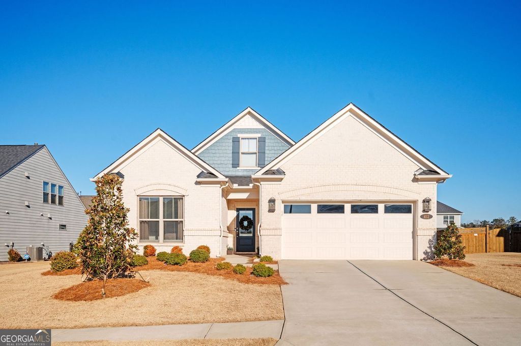 Photo of 412 Southbridge Pass, Peachtree City, GA 30269 (MLS # 10659622)