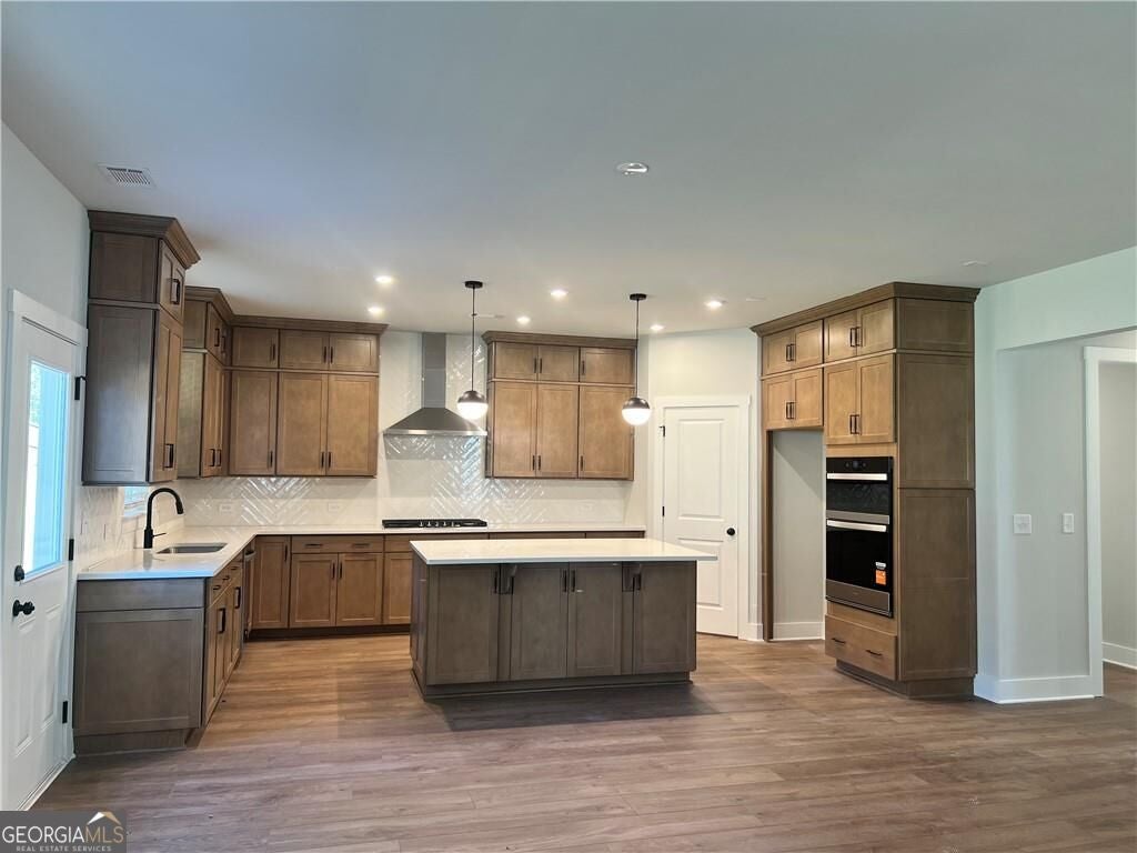4885 Rosarian DR