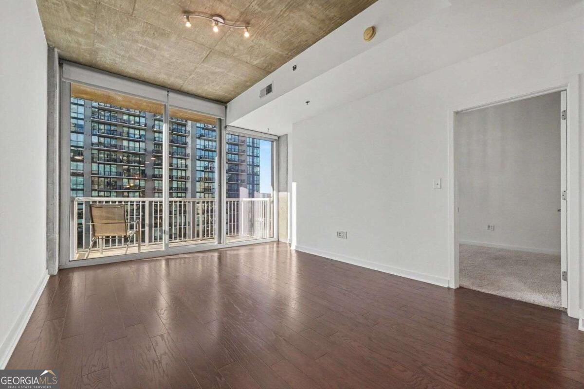 855 Peachtree ST NE 2209