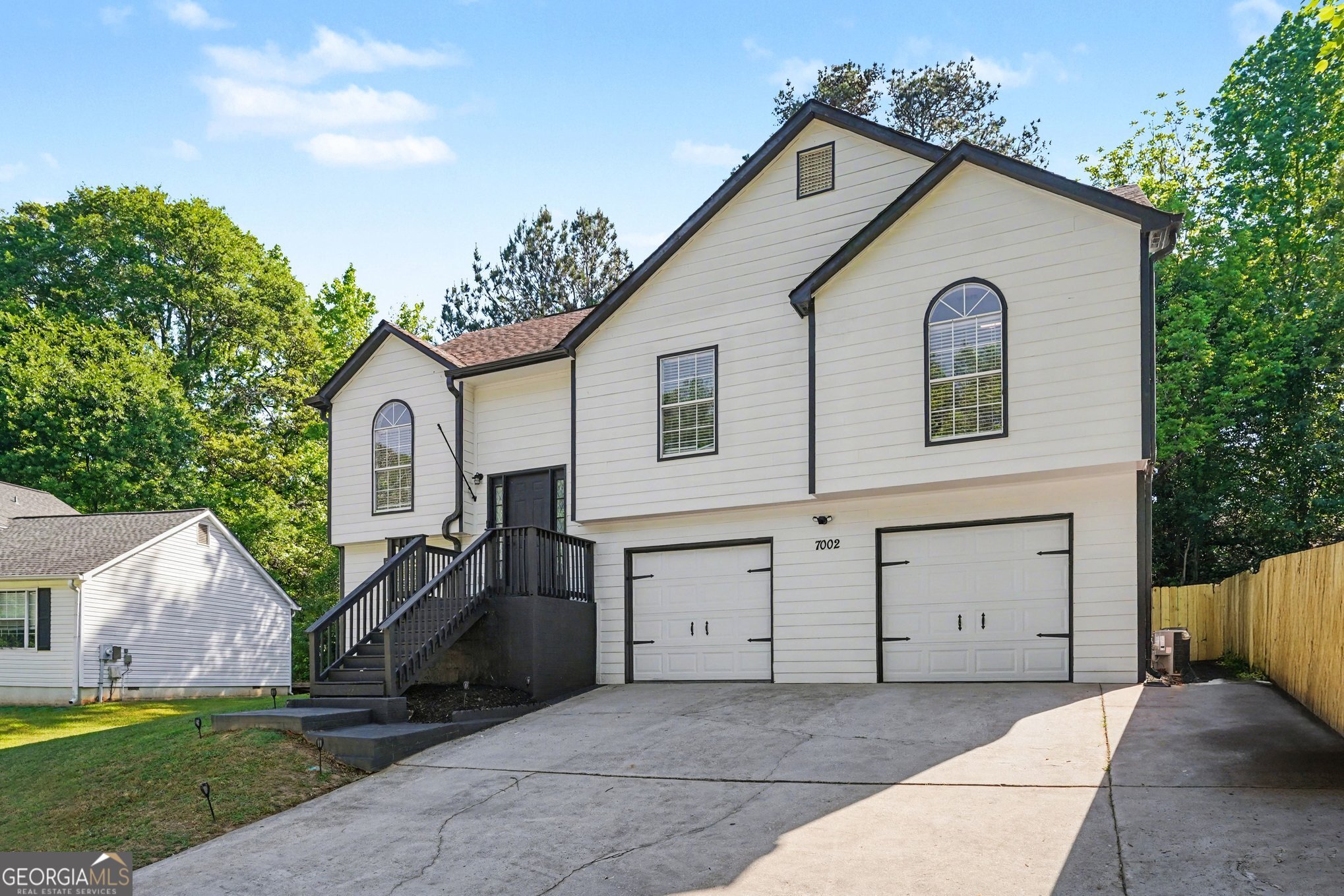 7002 New Dale RD