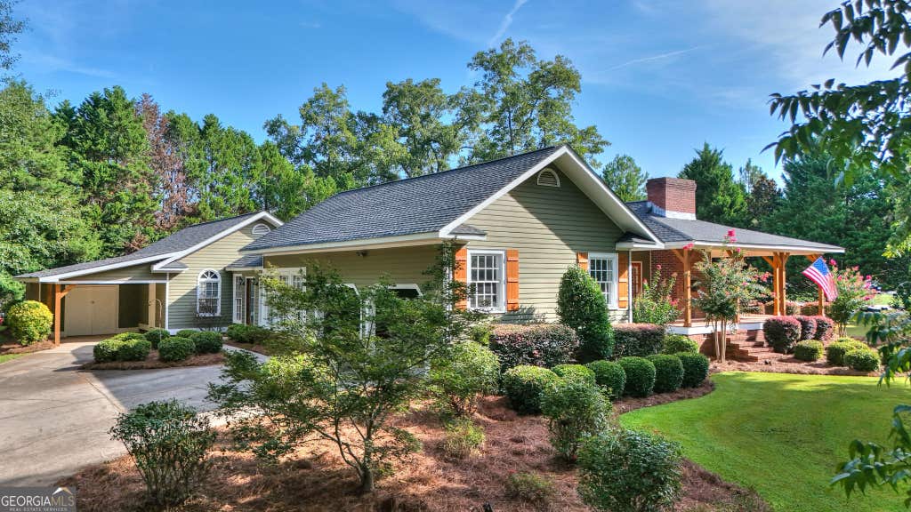 Photo of 102 Shasta Drive, Thomaston, GA 30286 (MLS # 10828381)