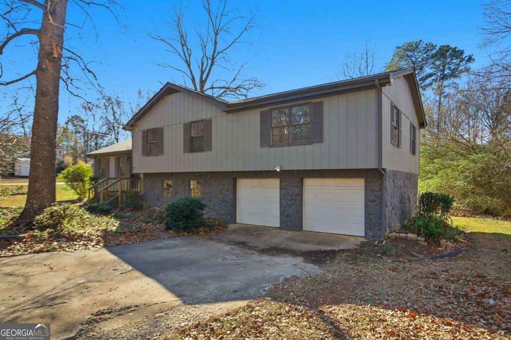 Photo of 175 Wellington Drive, Mcdonough, GA 30252 (MLS # 10719071)