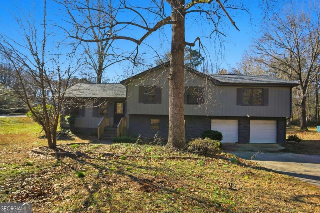 Photo of 175 Wellington Drive, Mcdonough, GA 30252 (MLS # 10719071)