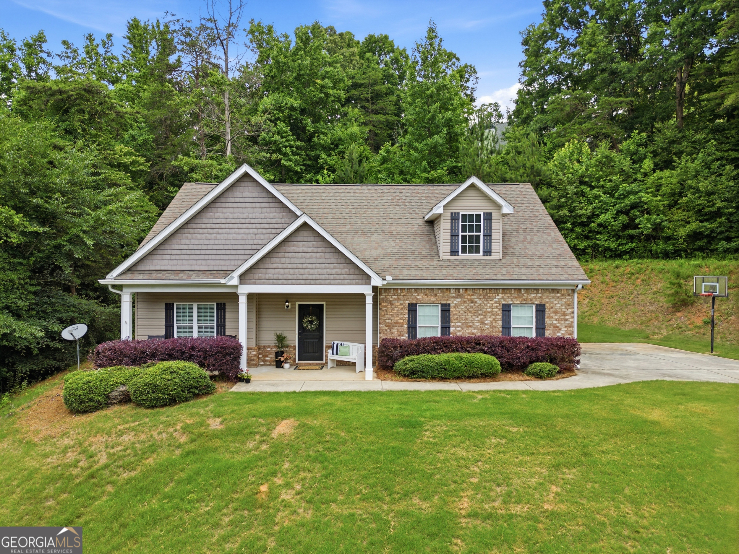 5553 Checkered Spot DR
