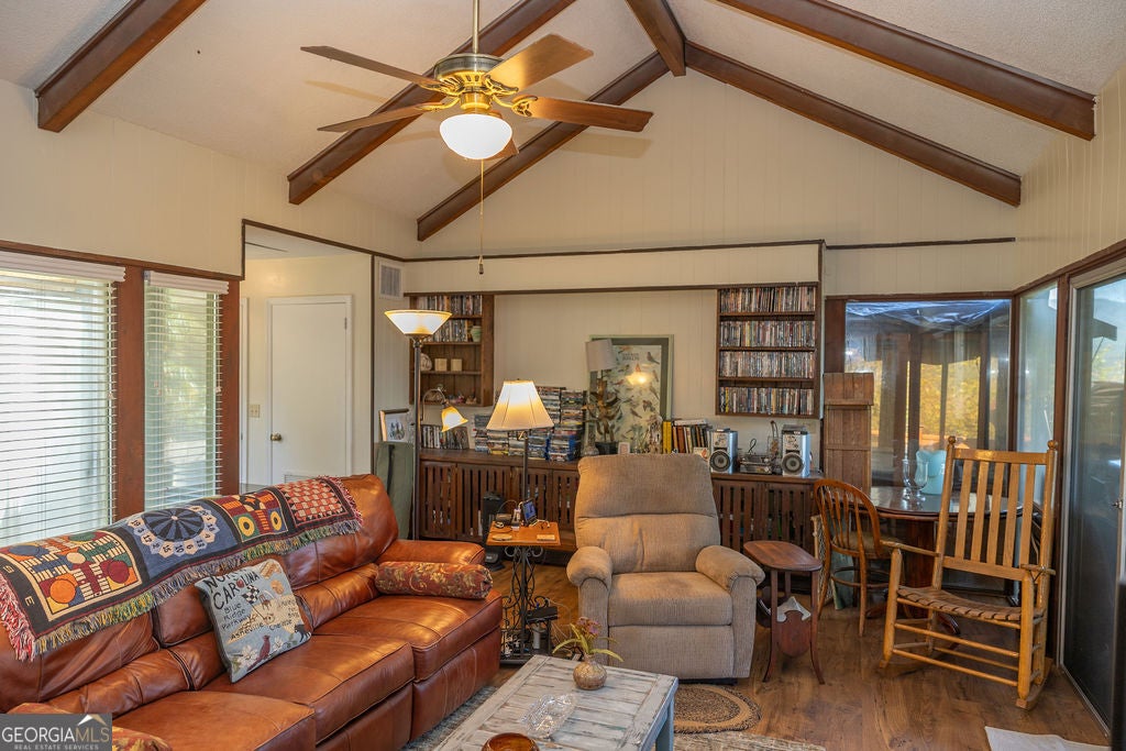 419 Ridge Cliff