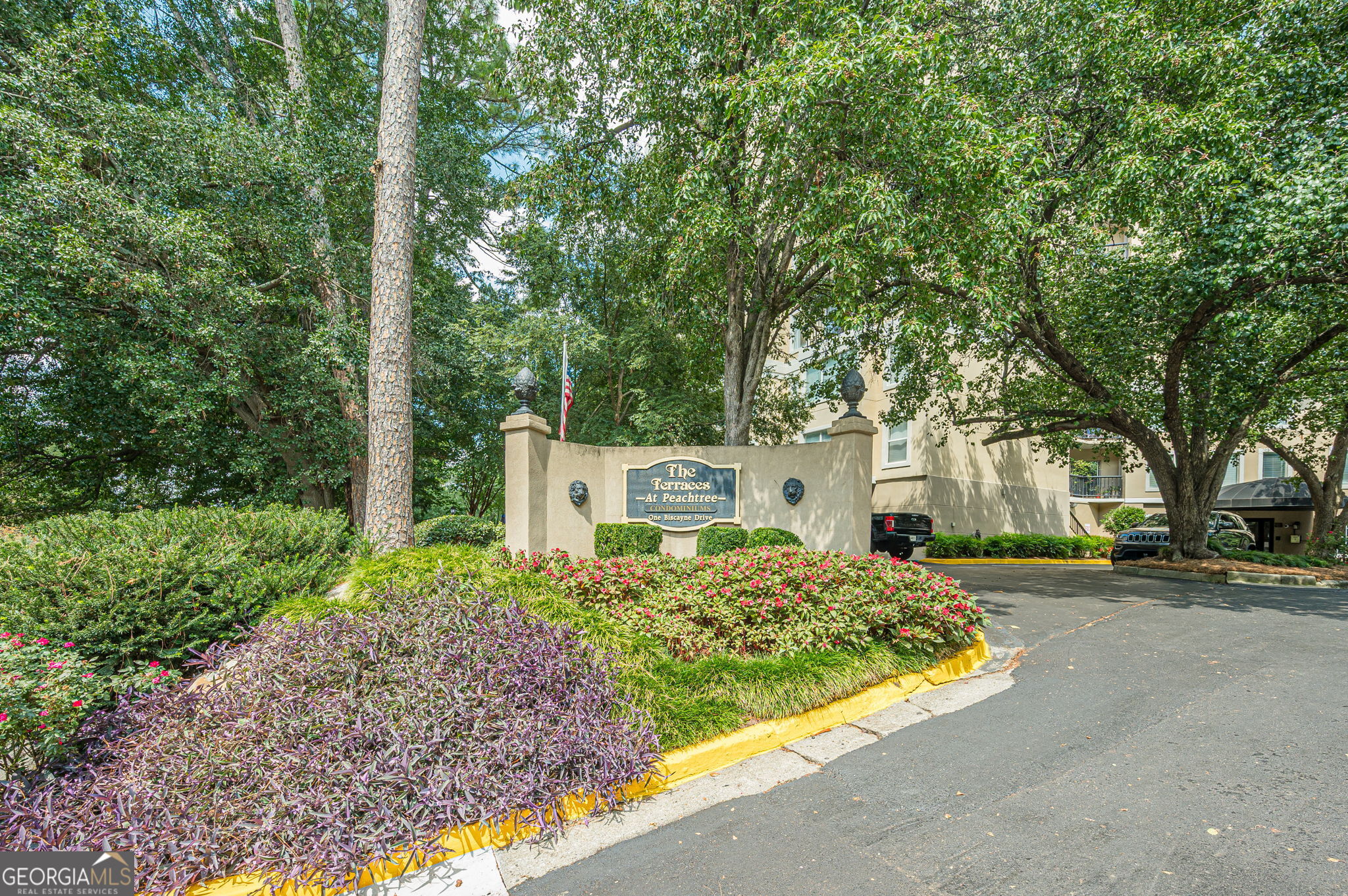 1 Biscayne DR NW # 806