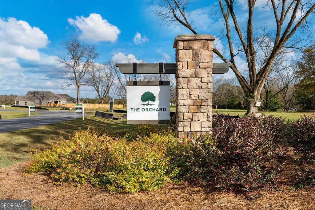 Photo of 133 Chinaberry Street, Pine Mountain, GA 31822 (MLS # 10803585)