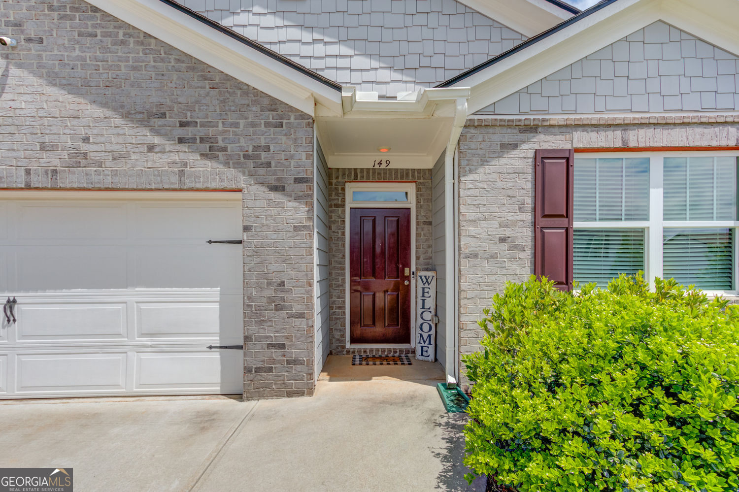 149 Starbuck PKWY