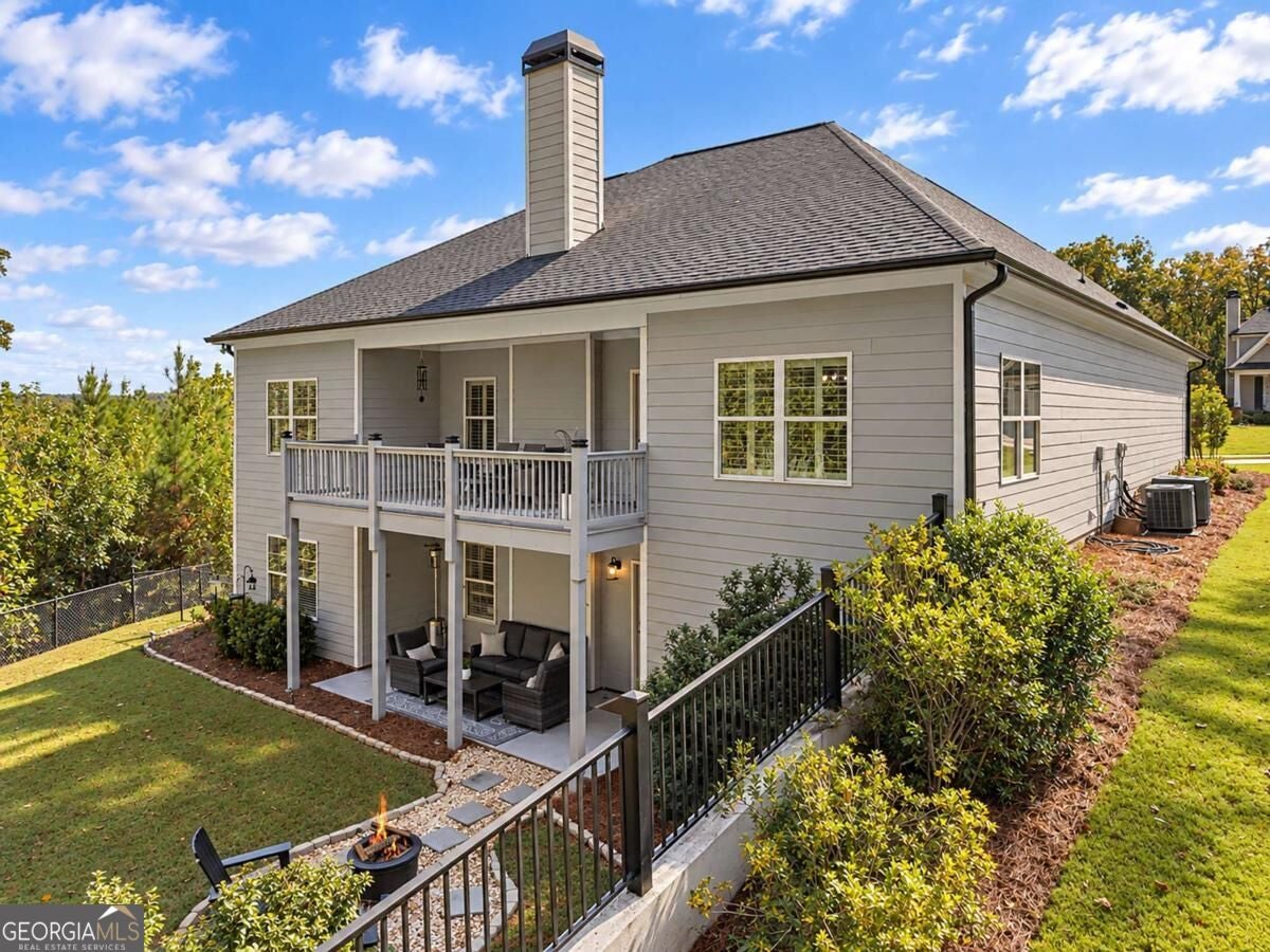 1170 Mcinteer CIR