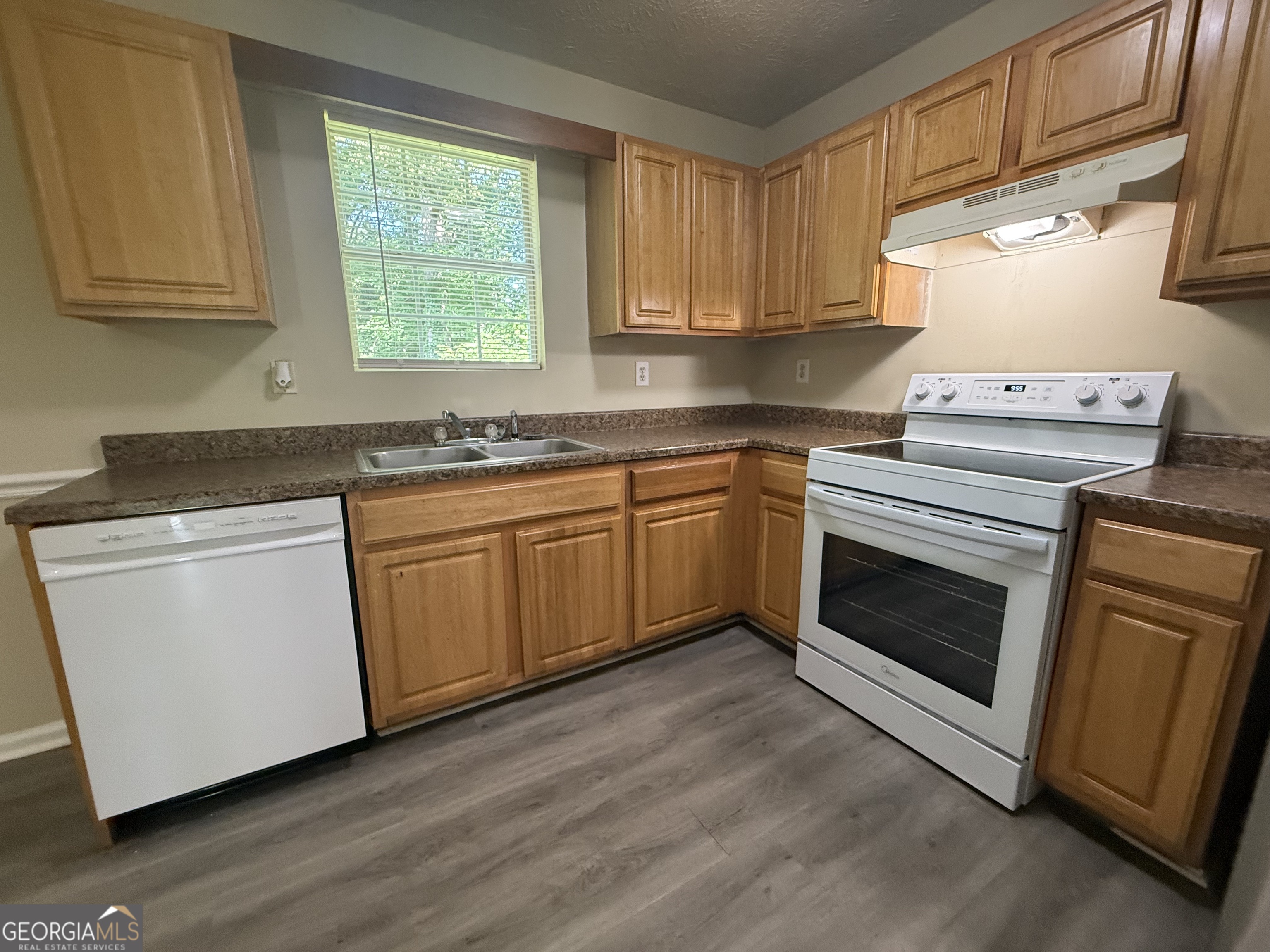 756 Glenshire CT