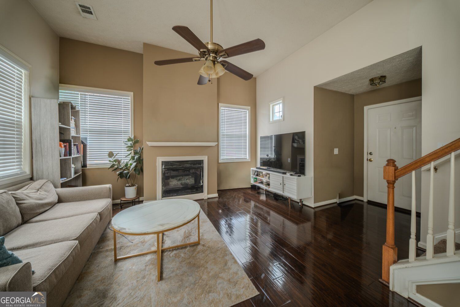 213 Manley CT