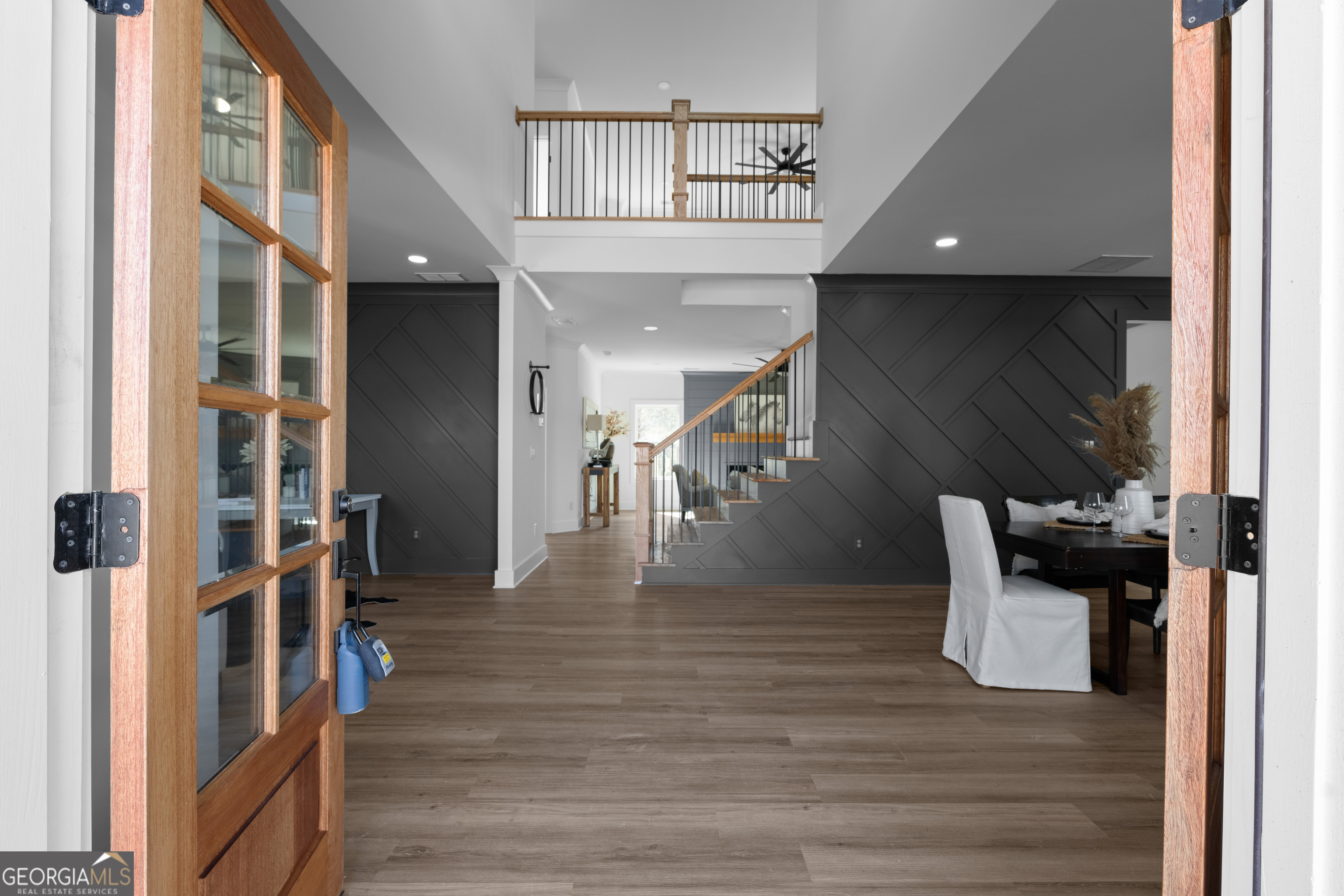 115 River Meadow LN
