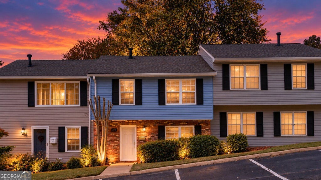 Photo of 393 Promenade Court SW, Marietta, GA 30064 (MLS # 10881575)