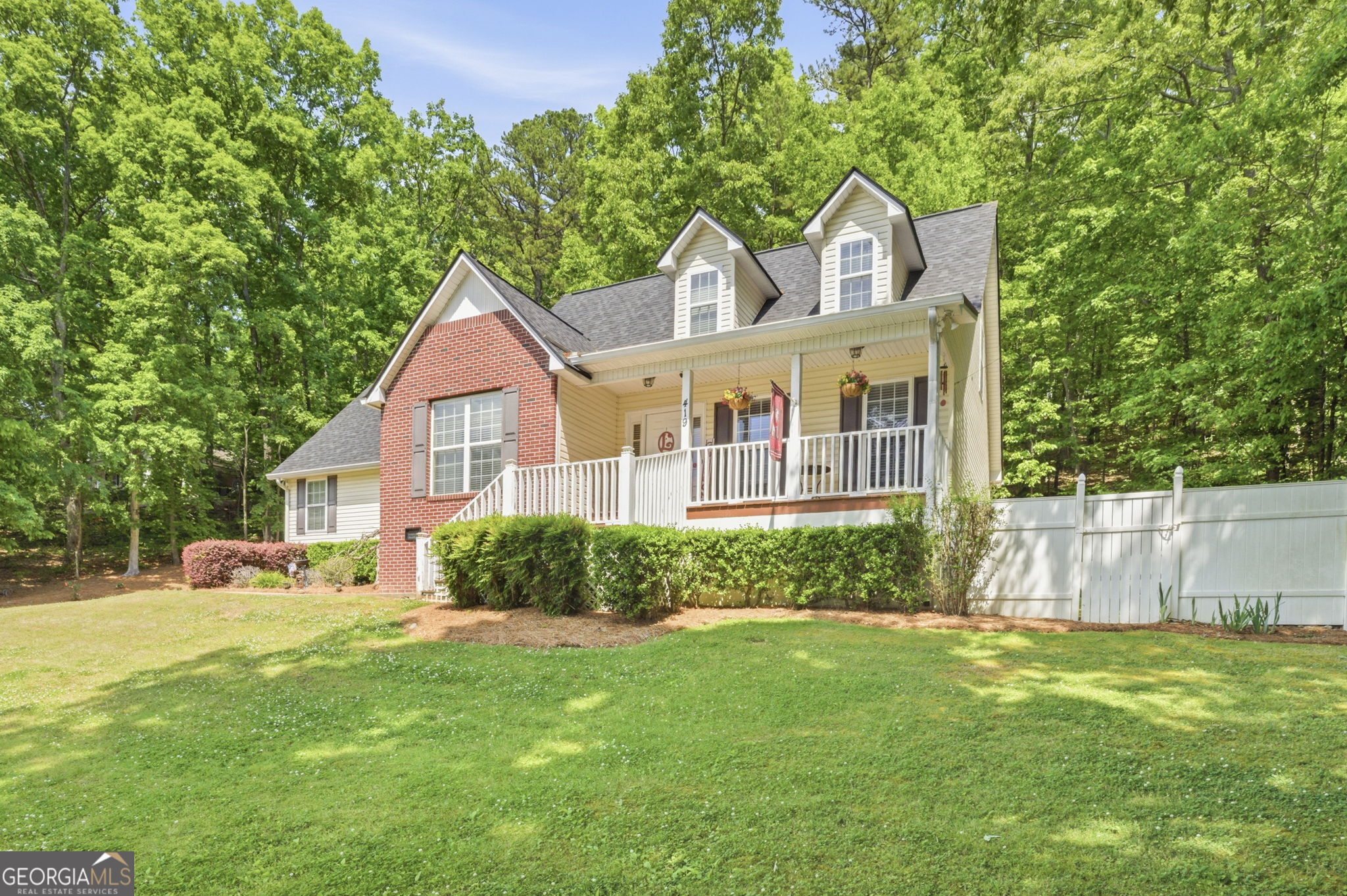 419 Flora Ave EXT SE