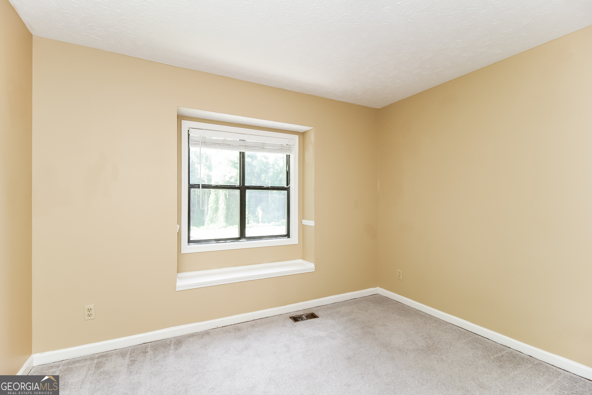 CEDAR HOLLOW - Residential Lease