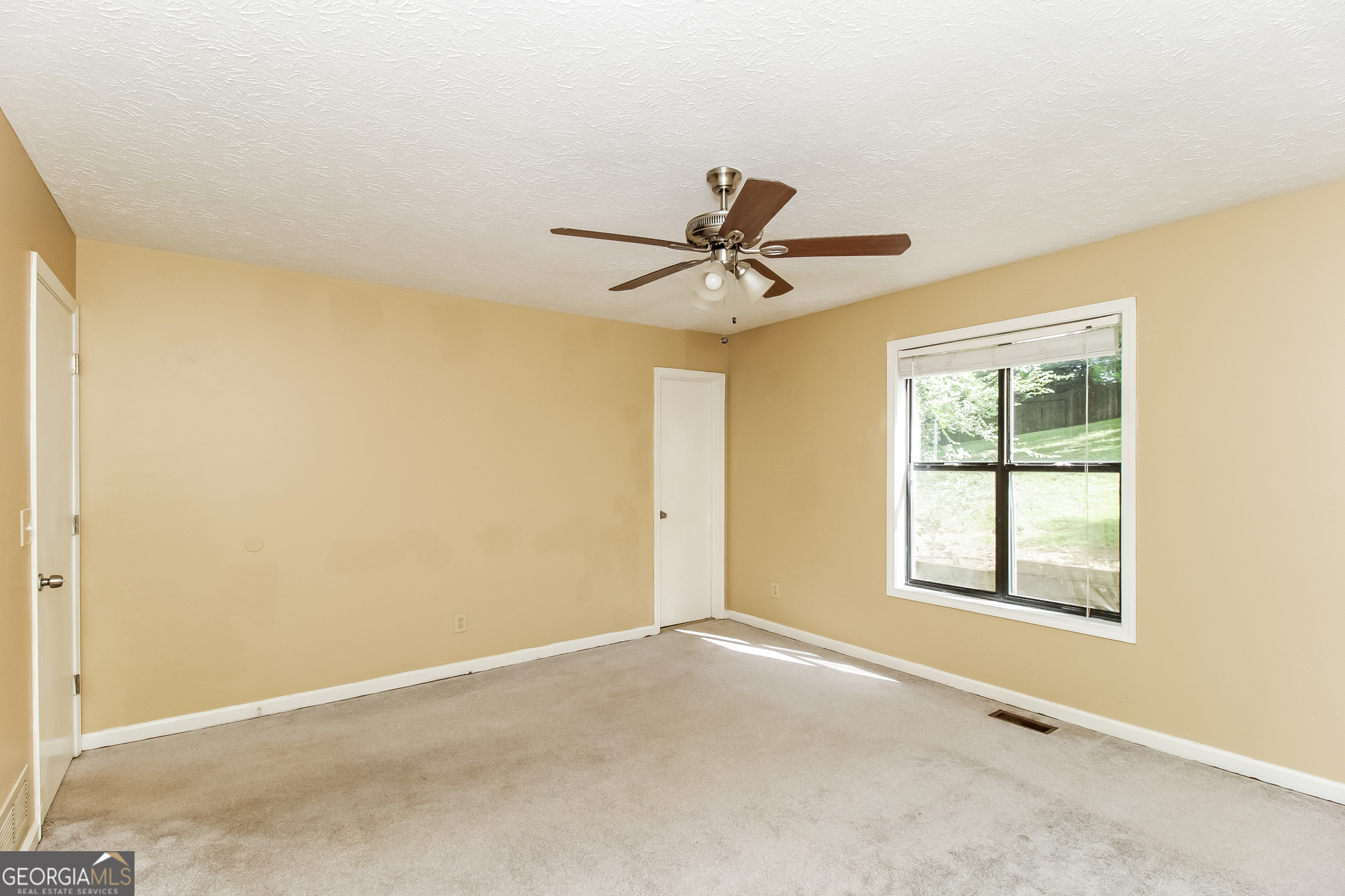 CEDAR HOLLOW - Residential Lease