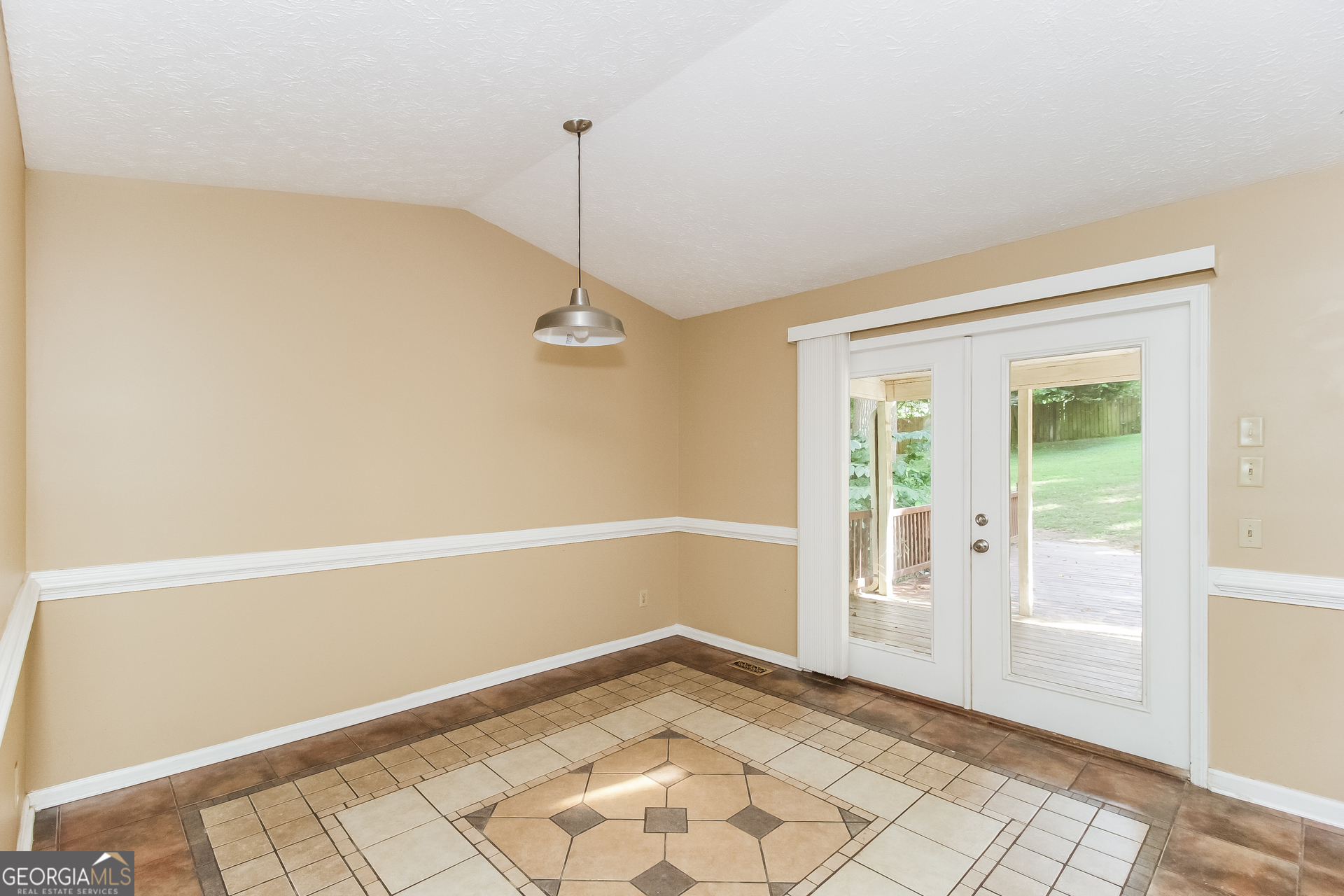 CEDAR HOLLOW - Residential Lease