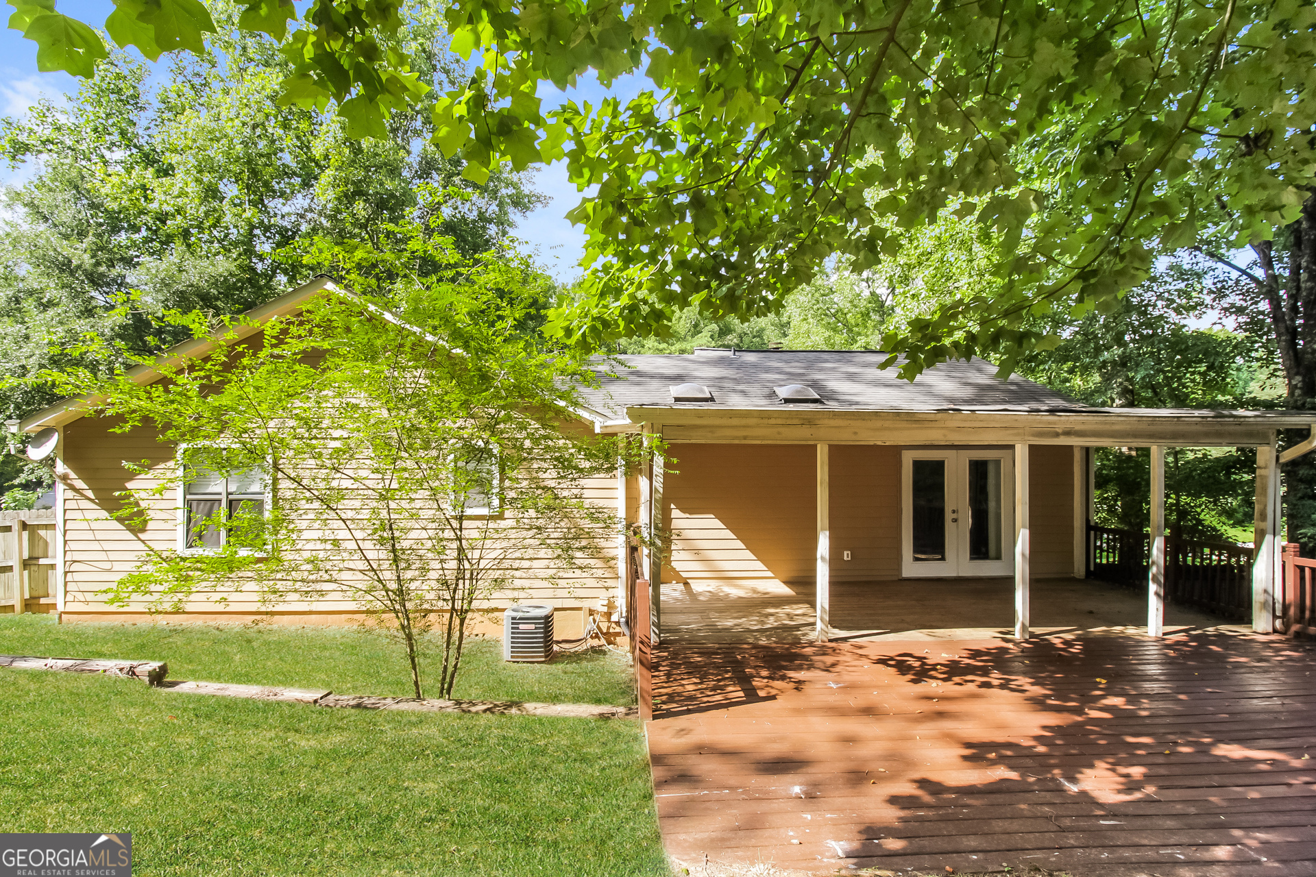 CEDAR HOLLOW - Residential Lease