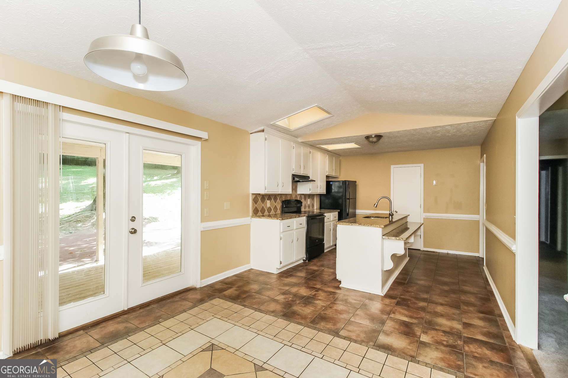 CEDAR HOLLOW - Residential Lease