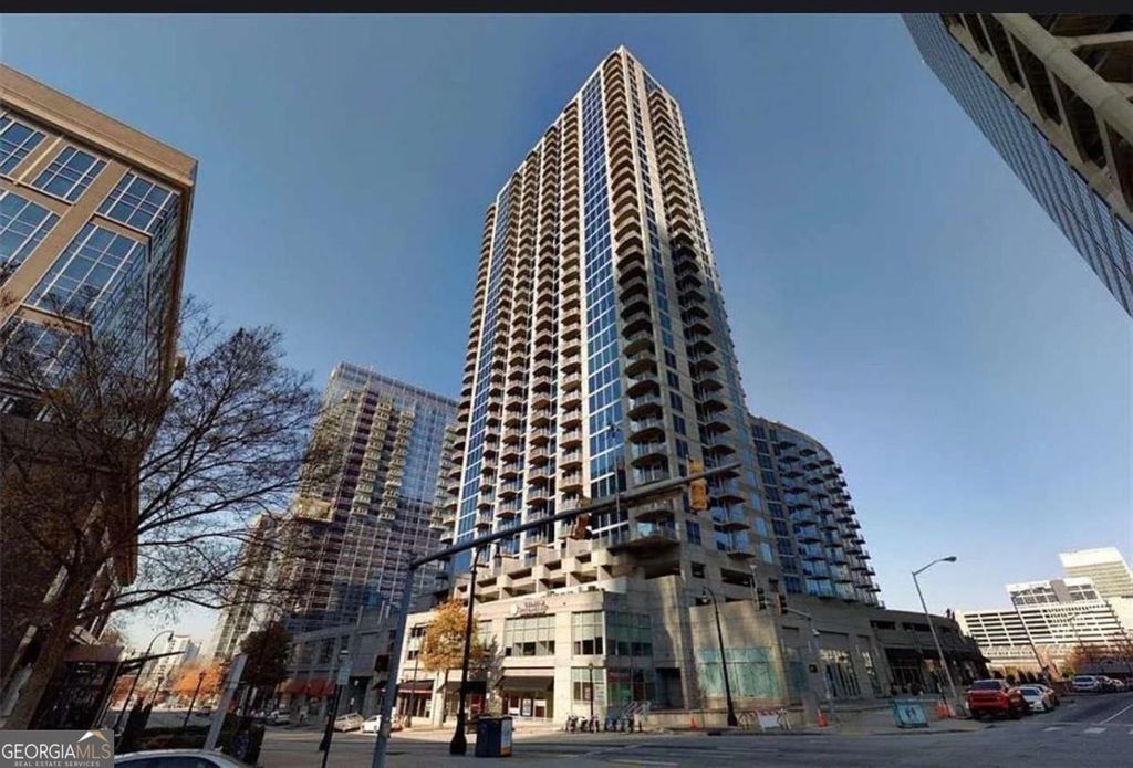 Photo of 400 W Peachtree Street NW #2104, Atlanta, GA 30308 (MLS # 10806414)