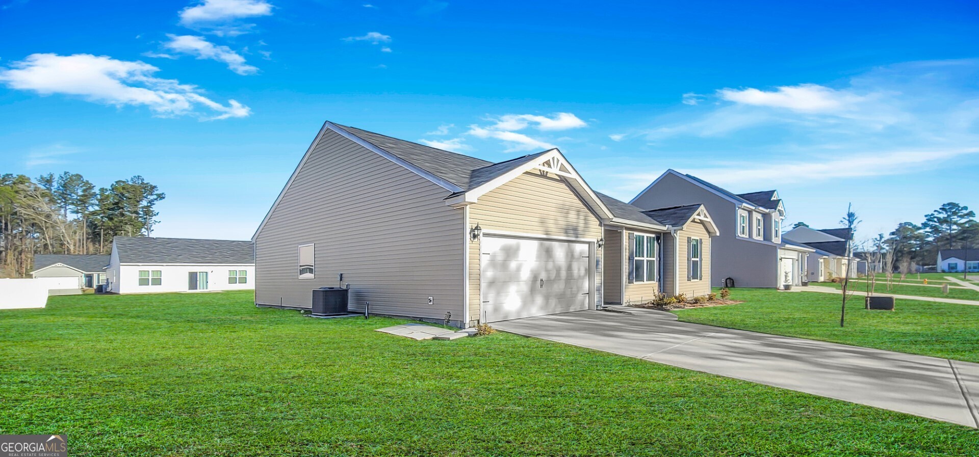 151 Gavin WAY