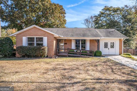 Photo of 308 Moye Street, Barnesville, GA 30204 (MLS # 10647081)