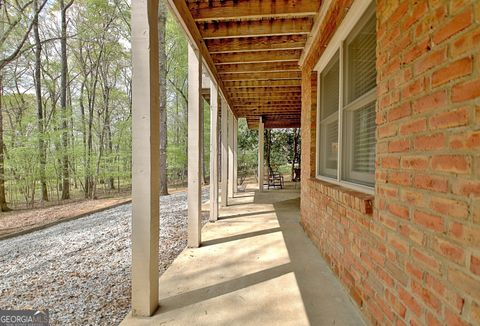 listing image 102