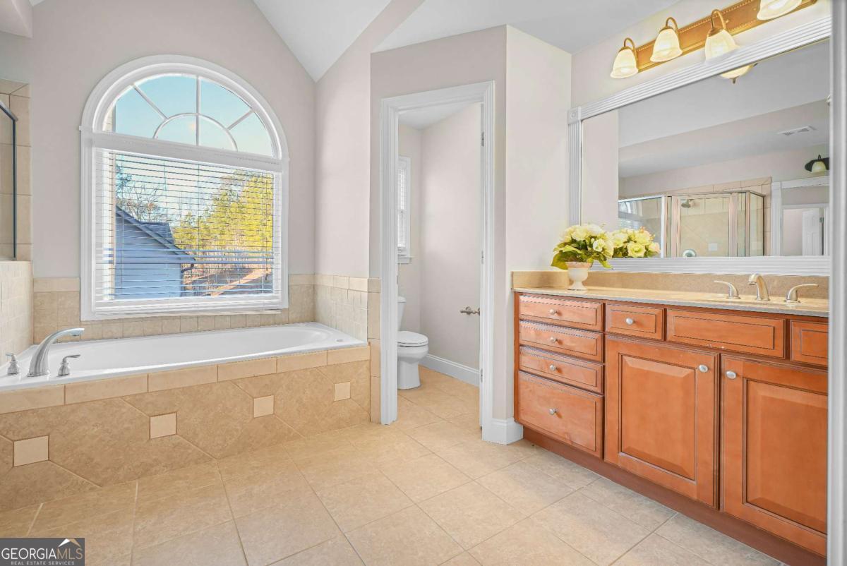 Royal Oak Estates - Residential