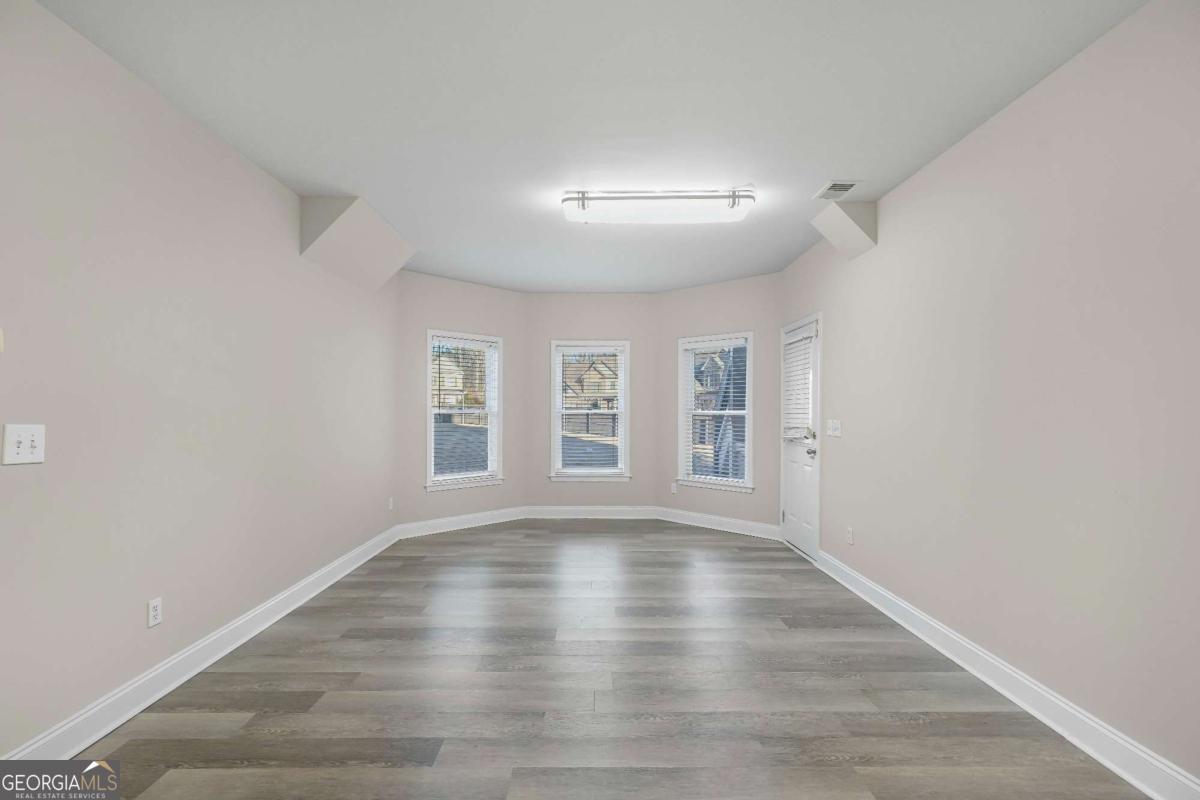 Royal Oak Estates - Residential