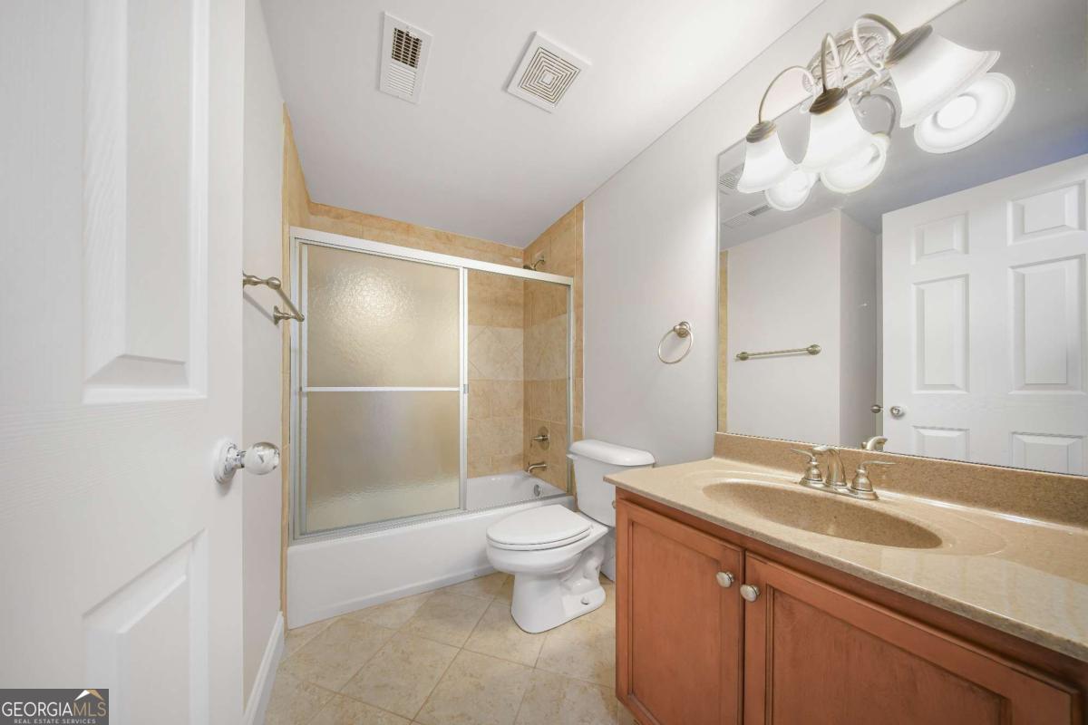 Royal Oak Estates - Residential