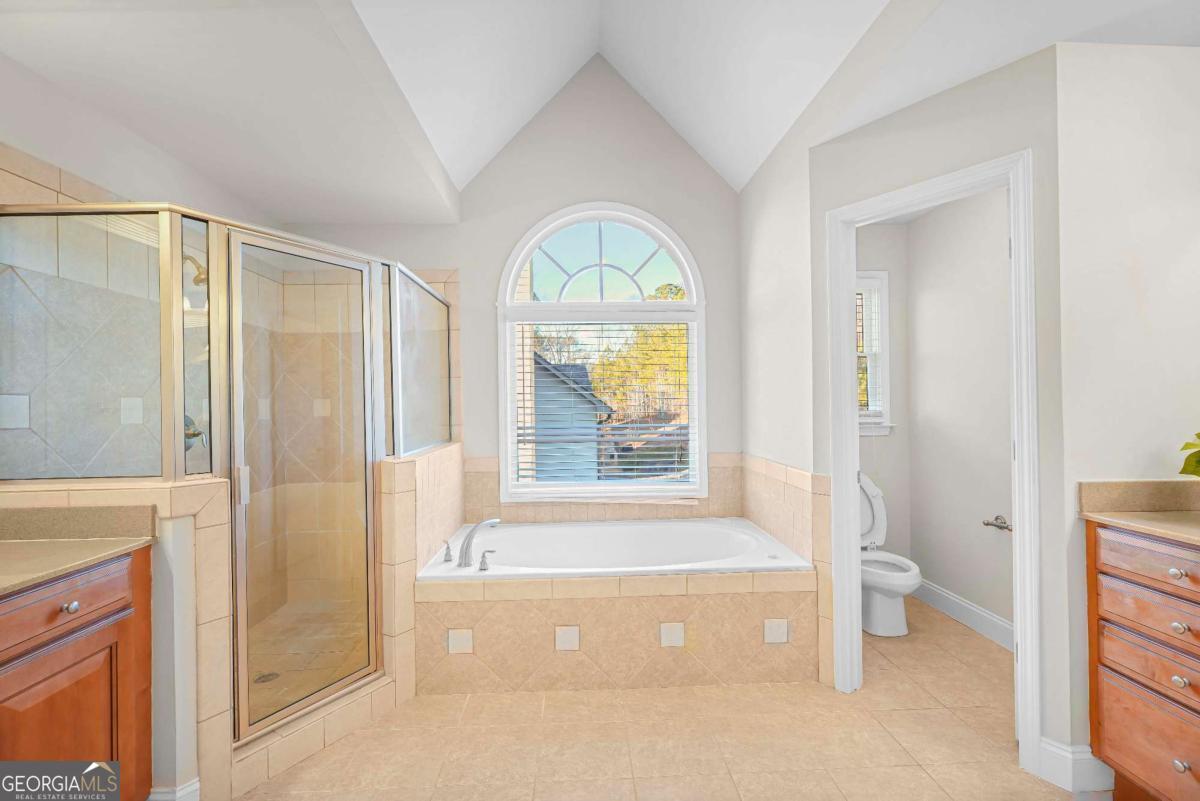 Royal Oak Estates - Residential