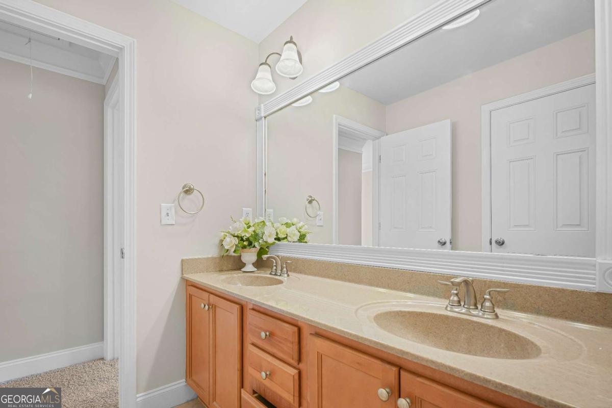 Royal Oak Estates - Residential