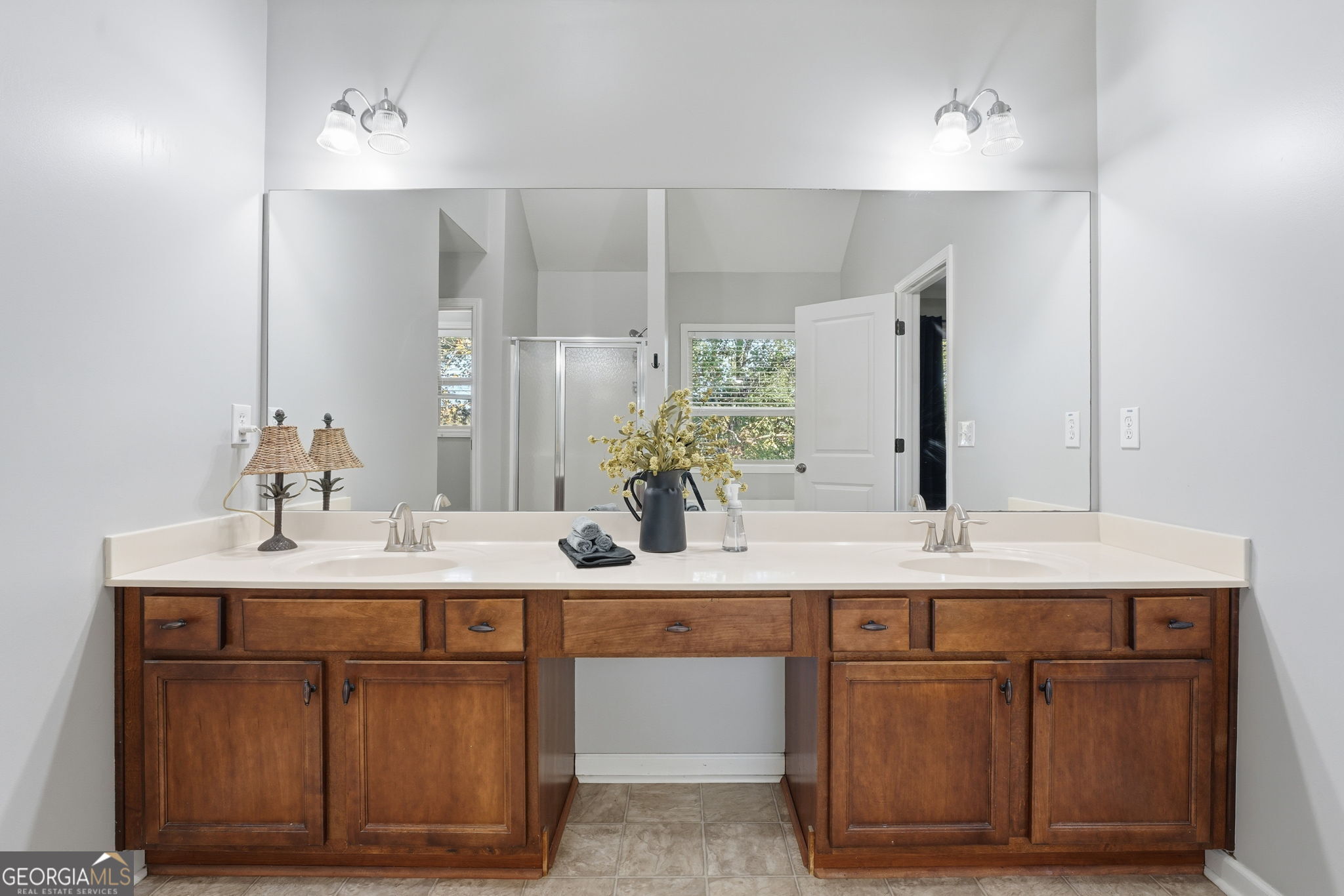 BELMONT TRACE - Residential