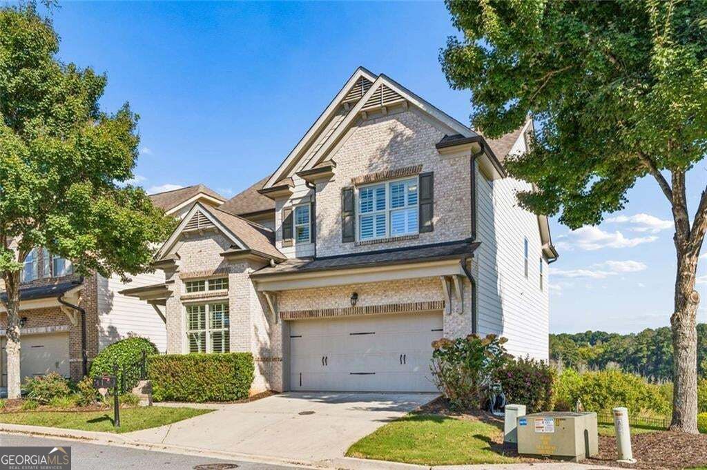 7290 Jamestown DR