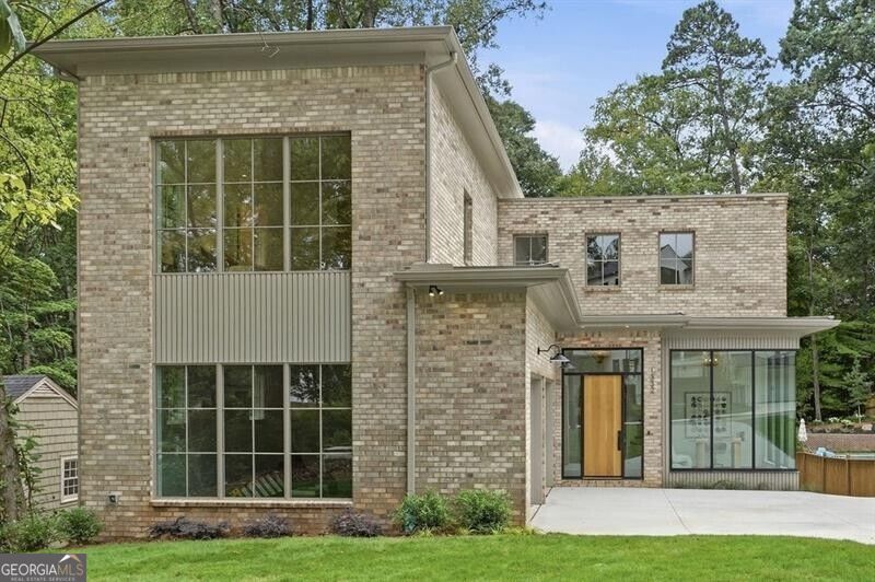 Photo of 1332 Wayne Avenue NE, Atlanta, GA 30306 (MLS # 10867519)