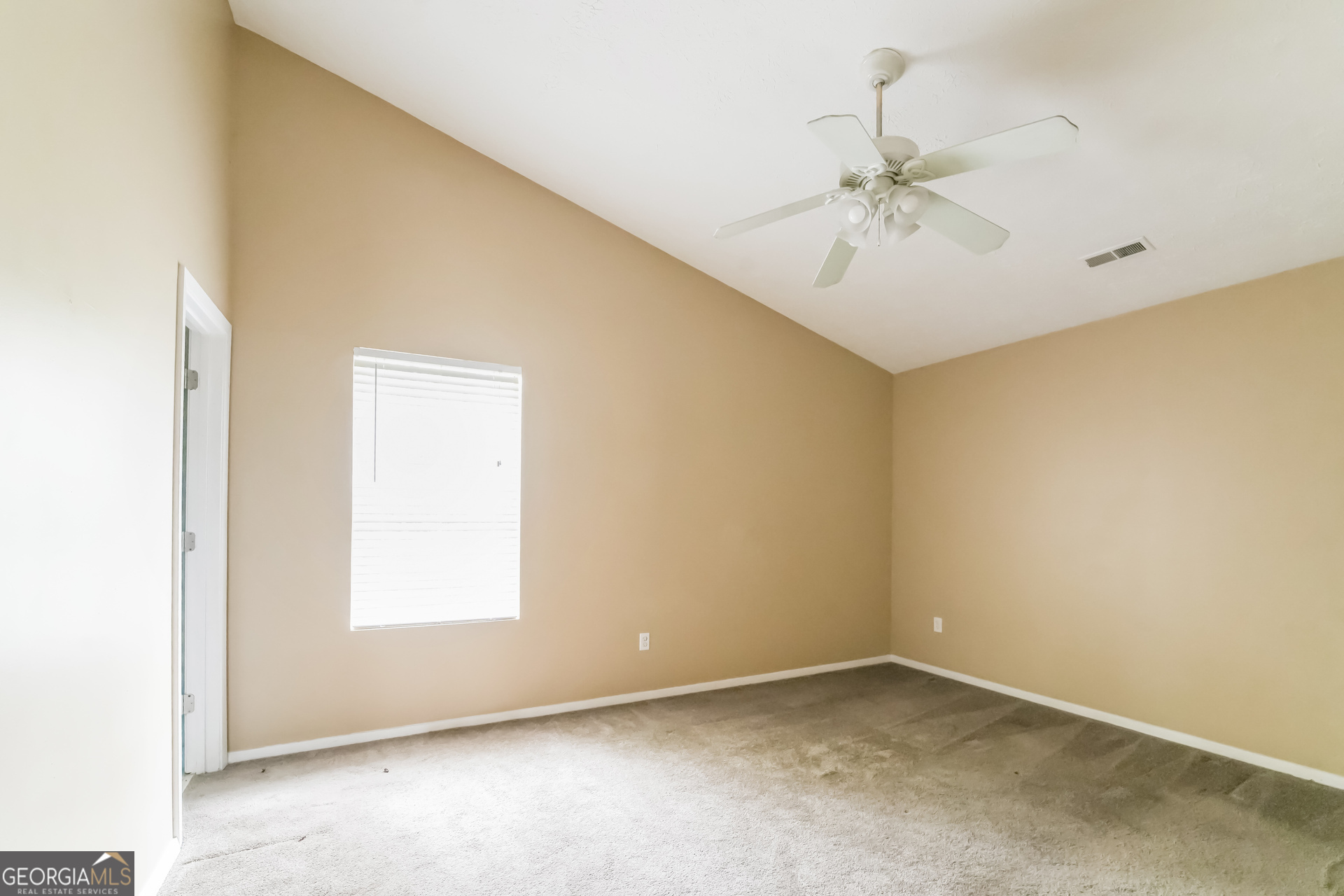 HIGHLAND TRACE - Residential Lease