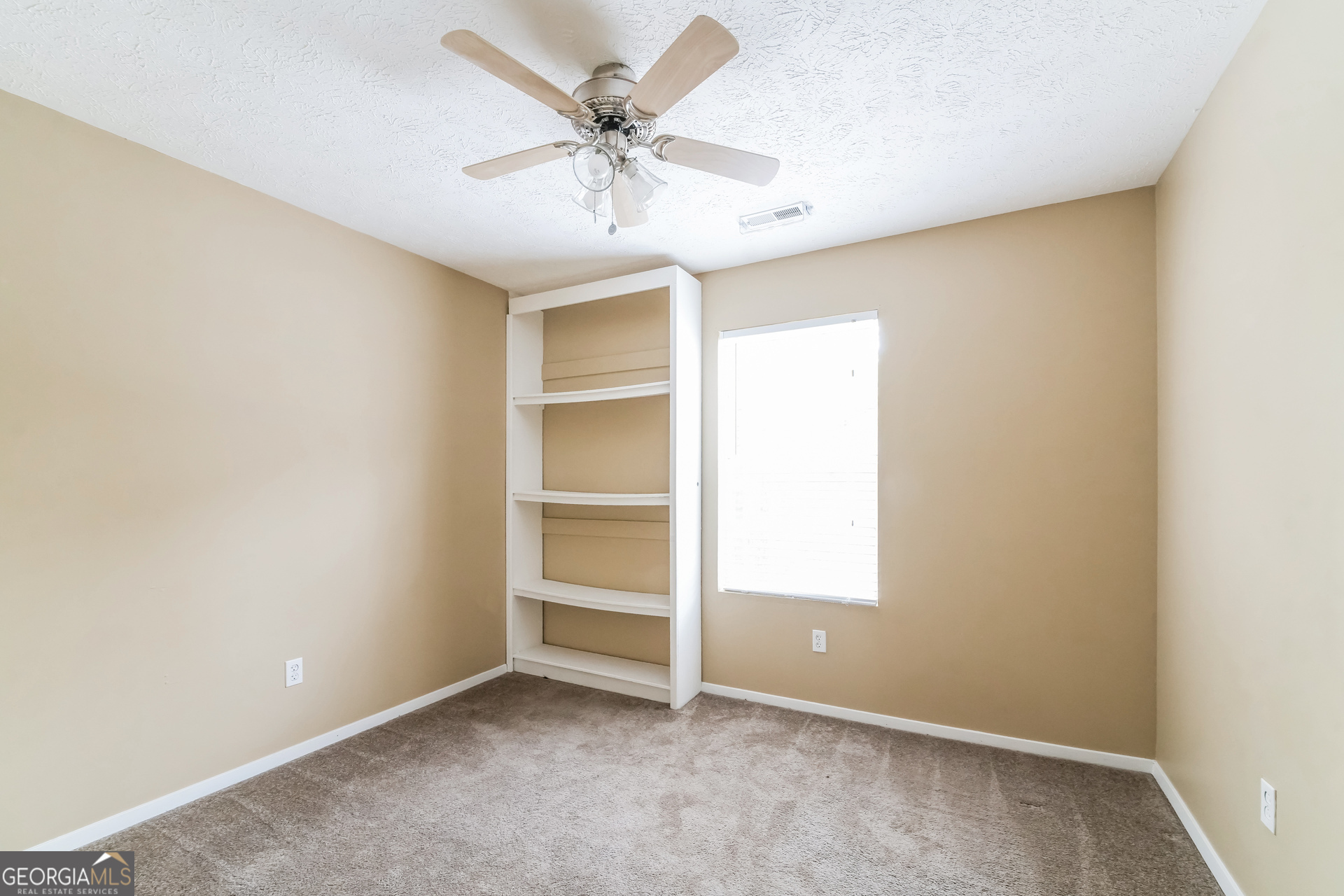HIGHLAND TRACE - Residential Lease