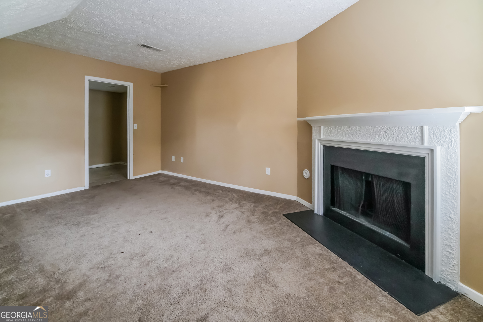 HIGHLAND TRACE - Residential Lease