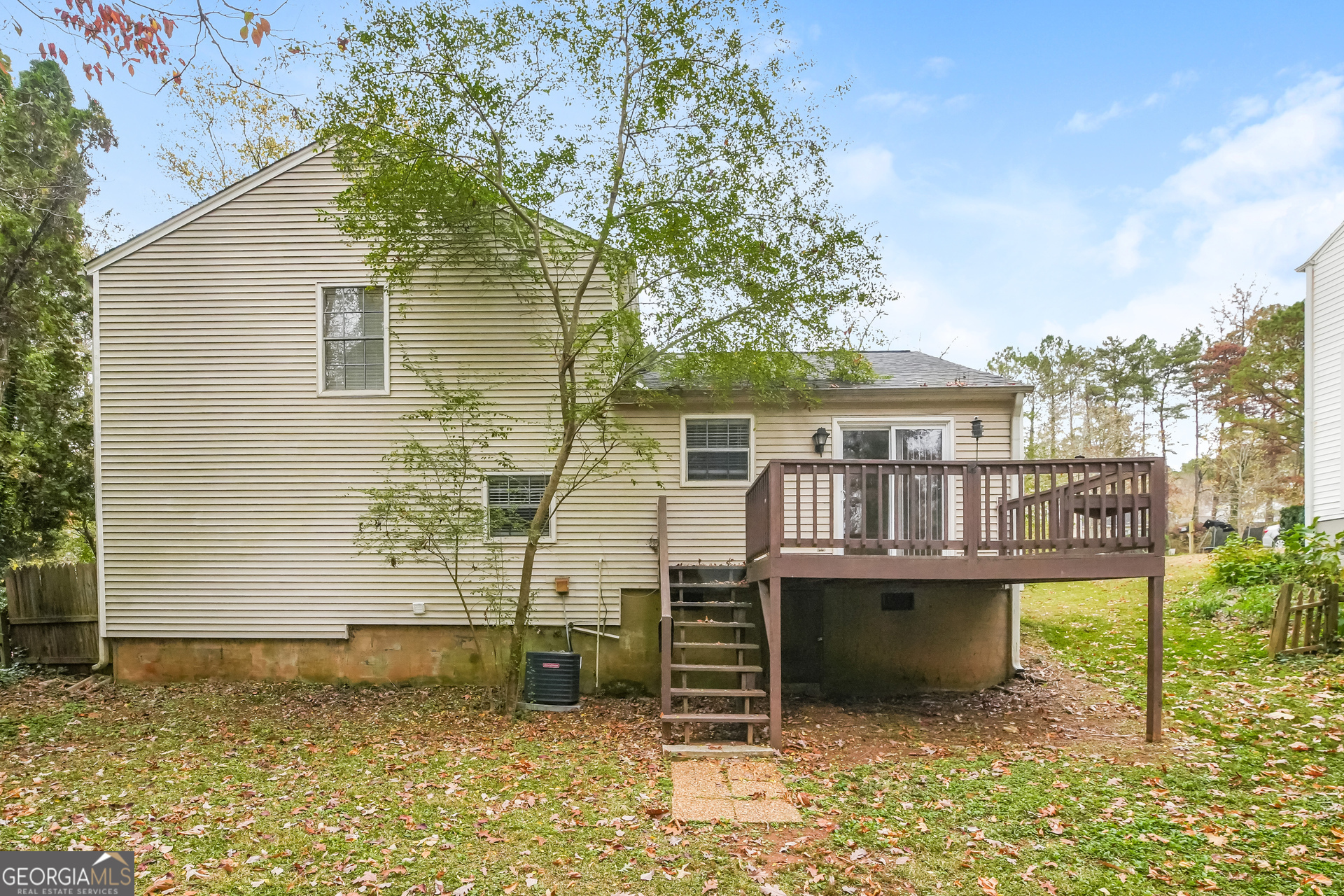 HIGHLAND TRACE - Residential Lease