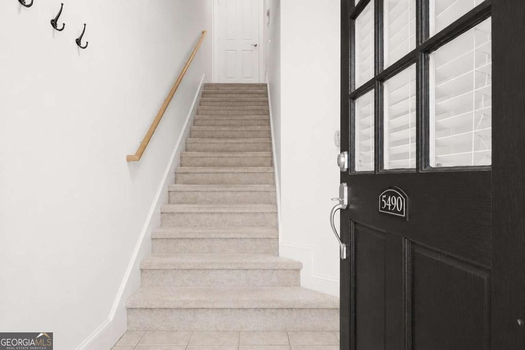 Photo of 5490 NE Glenridge Park #5490, Atlanta, GA 30342 (MLS # 10774872)