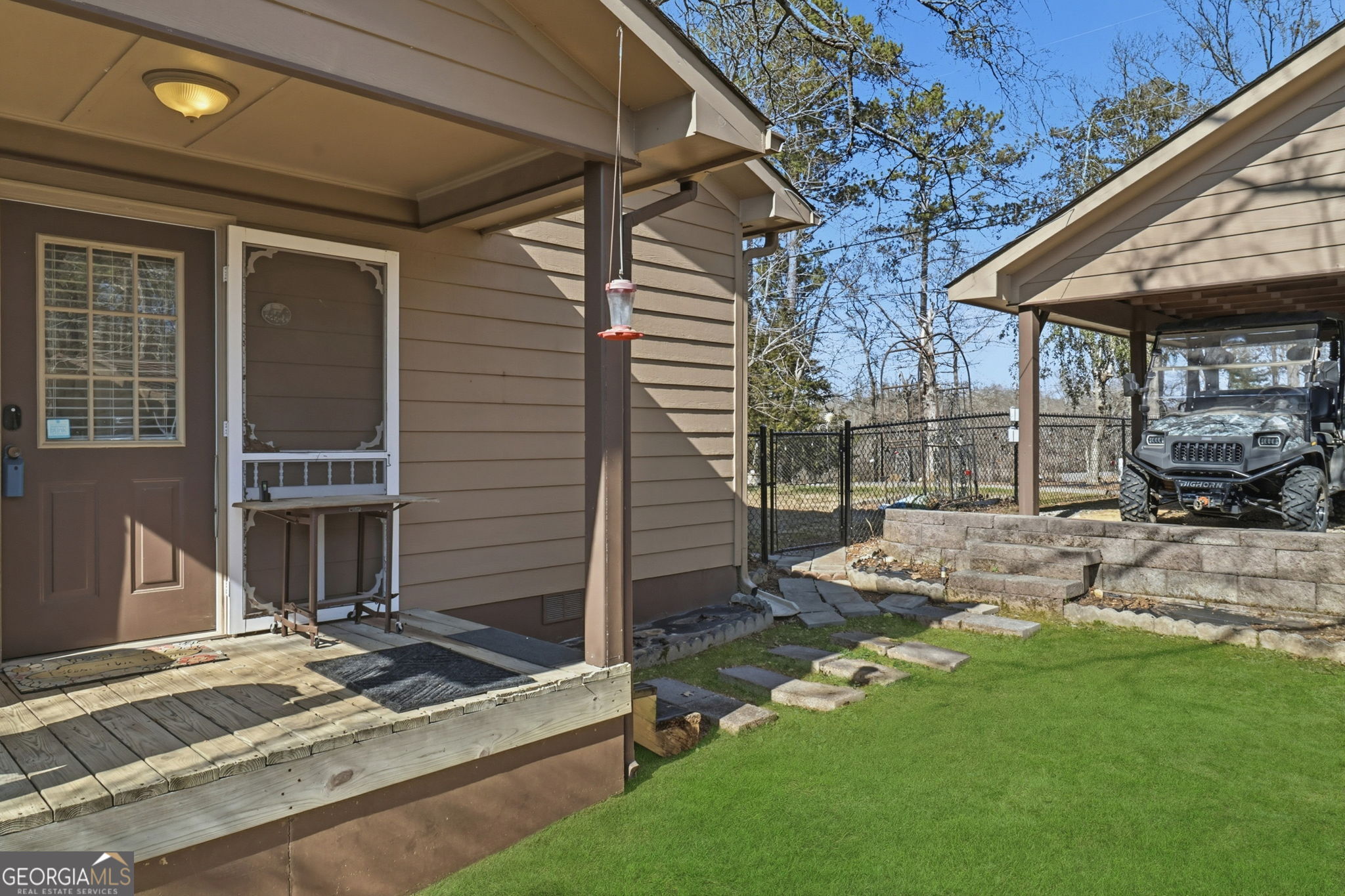 7138 Blacks Bluff RD SW