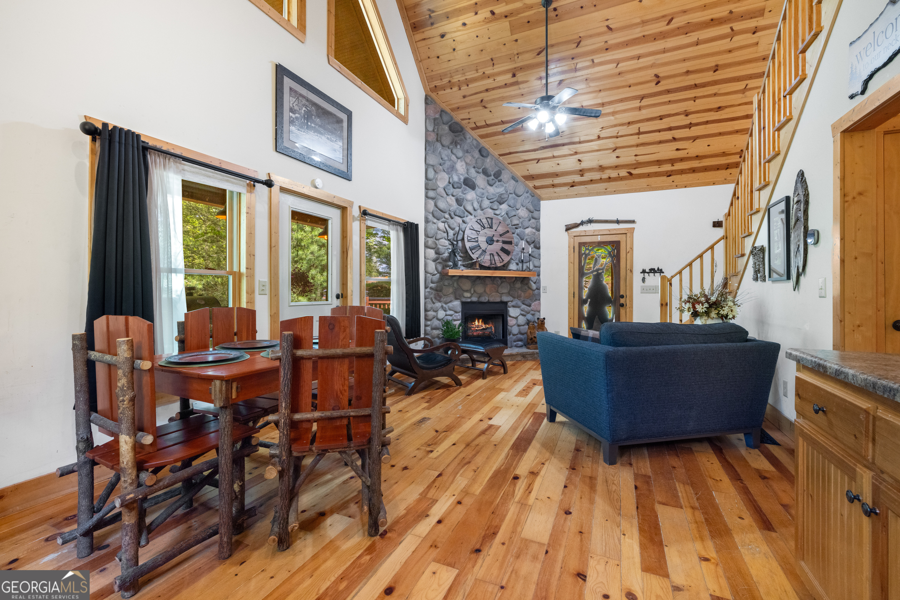 169 Wildwood CT